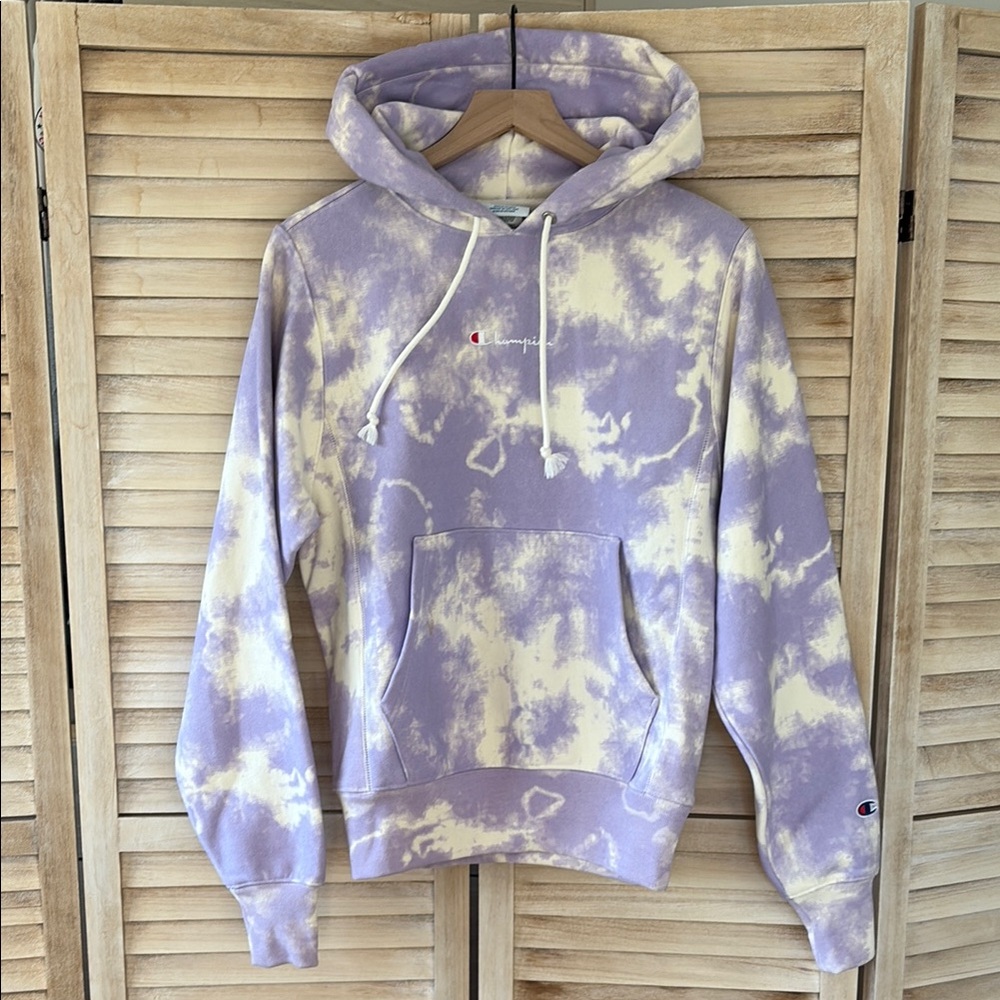 Champion UO Exclusive Tie-Dye Boyfriend Hoodie Sweatshirt NWOT
